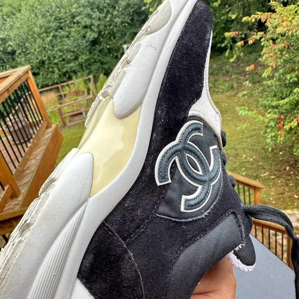 CHANEL Sneakers Size 39 - Picture 11 of 15
